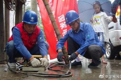 行唐縣供電公司不間斷開展故障搶修作業(yè)，確保居民客戶正常供電