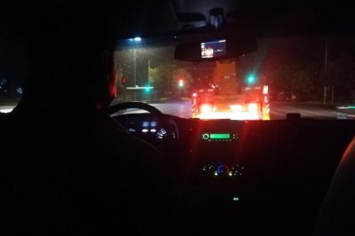 帶電更換10千伏西塞線13號(hào)桿過(guò)橋線線夾發(fā)熱放電