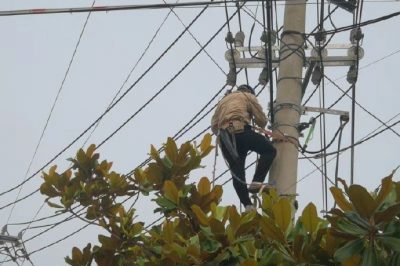 應(yīng)用架空線路接地故障定點儀維修淮陰區(qū)10千伏棉花115線故障