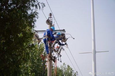 華明工廠支線進(jìn)行升級(jí)裸鋁線換電纜