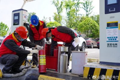 節(jié)前檢查充電樁 保障市民出行無憂