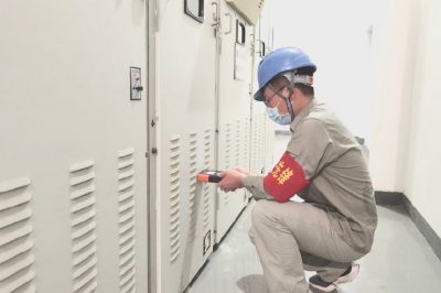 隨州供電公司：針對變電站開關(guān)柜進(jìn)行局放測試