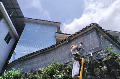 為客戶更換舊墻擔(dān)、安裝新墻擔(dān)