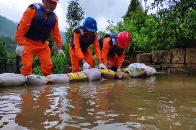 防汛演習(xí)日?；?暴雨雷電都不怕