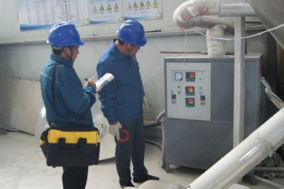 對客戶的配電盤、啟動(dòng)柜、電表箱、保護(hù)器、接地線等進(jìn)行排查測試