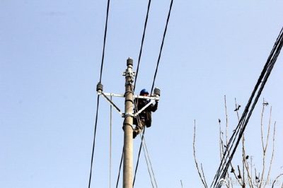 對10千伏滴水崖線進(jìn)行改造施工
