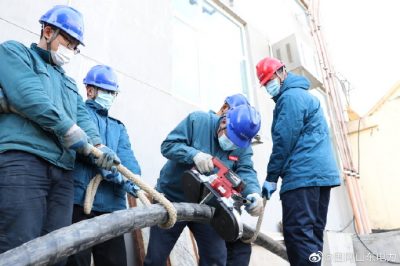 對35千伏海陽所站10千伏南黃島線電纜進(jìn)行消缺