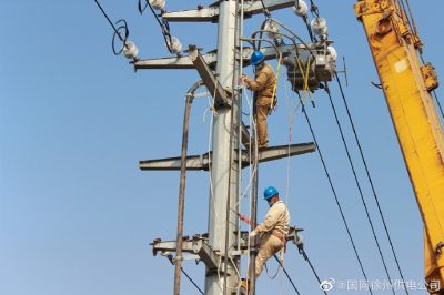 架設(shè)10千伏線路及電纜鋪設(shè)