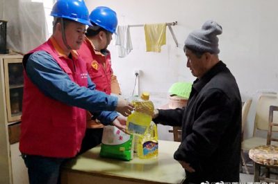 對舊線路、開關(guān)和插座等進行維修更換